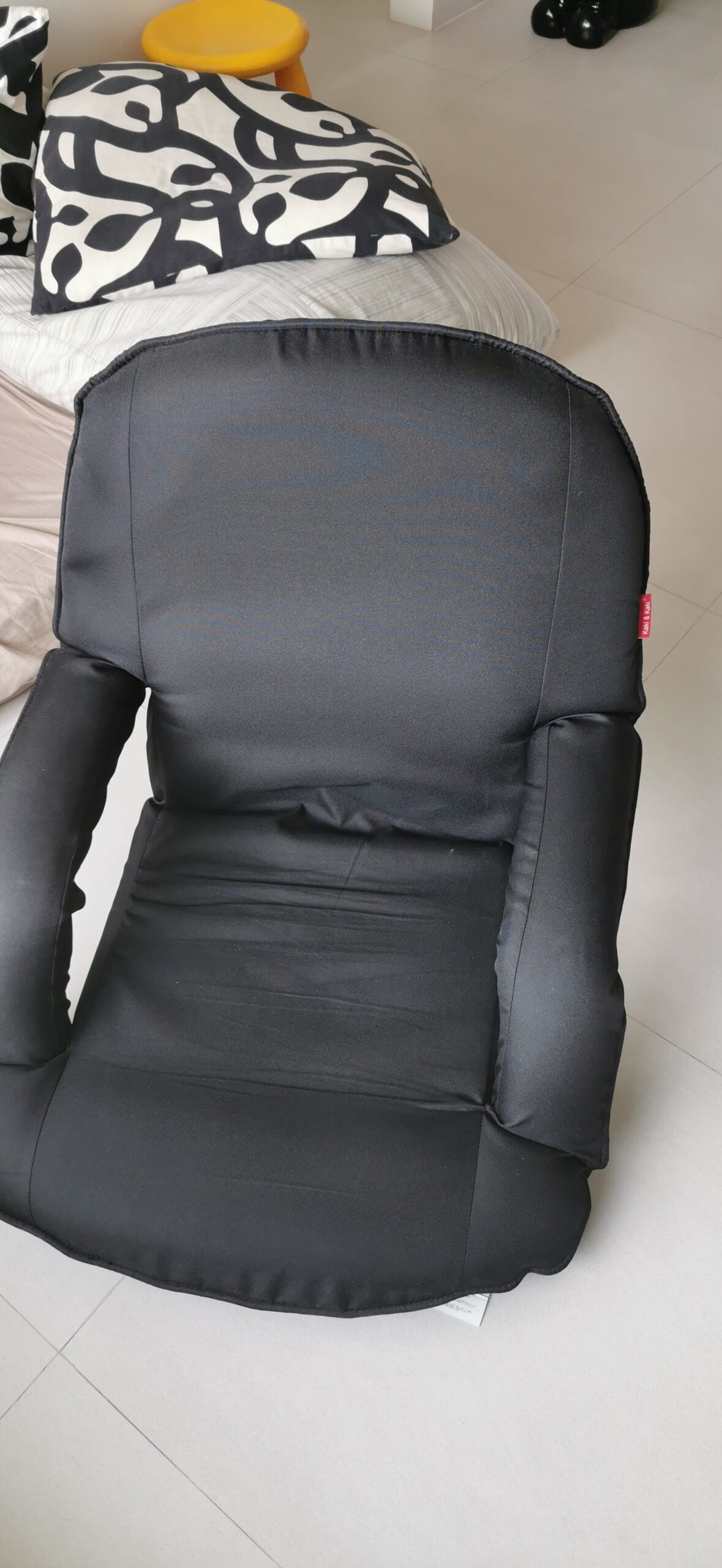 Kaki & Kaki Japanese Foldable Chair Black color 日式摺椅