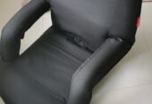Kaki & Kaki fold-able seat