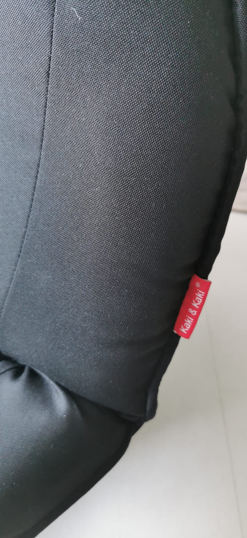 Kaki & Kaki fold-able seat