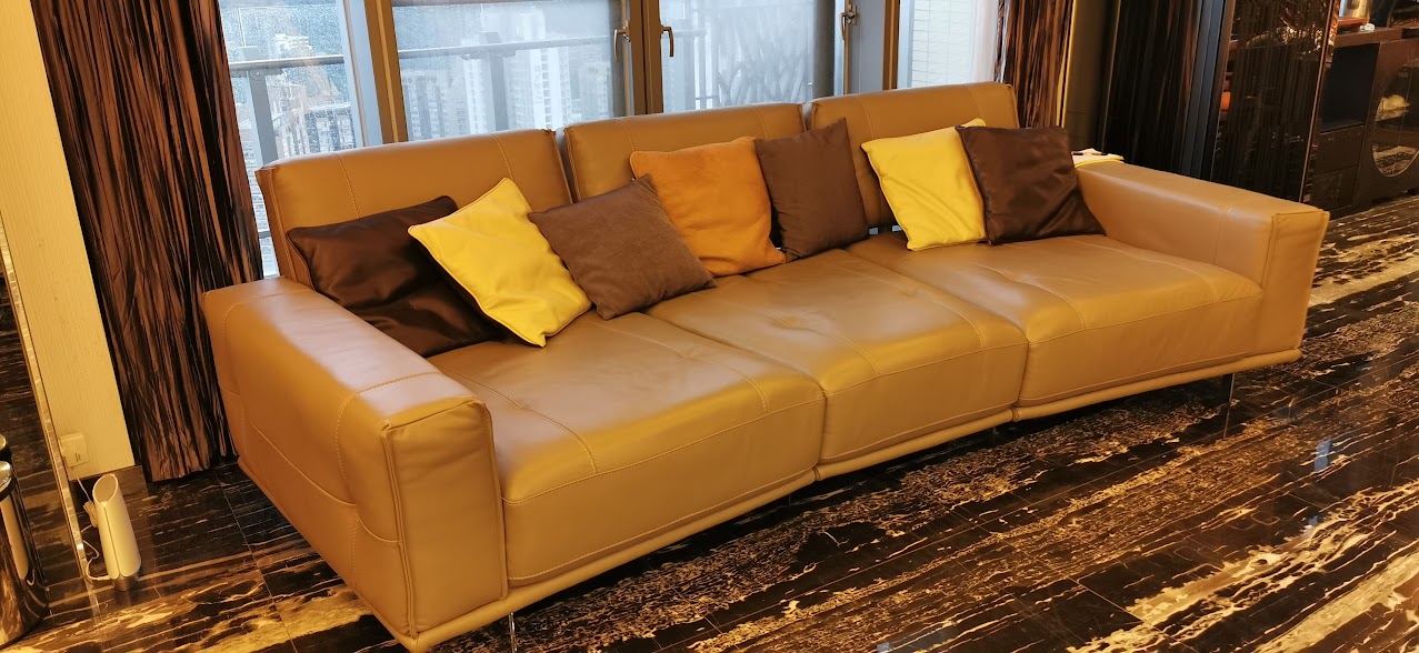 3 seats sofa